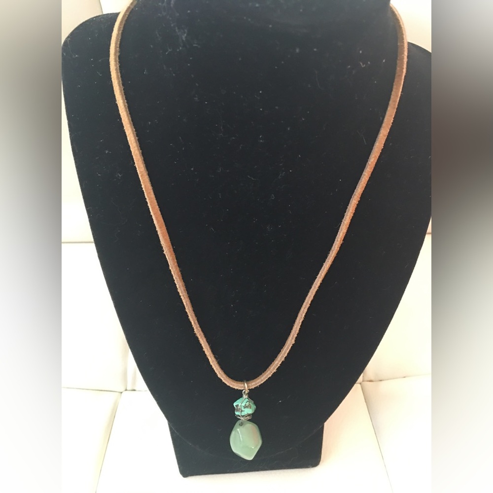 Women’s Bohemian Necklace with Green Stone and Tan Suede Chain
